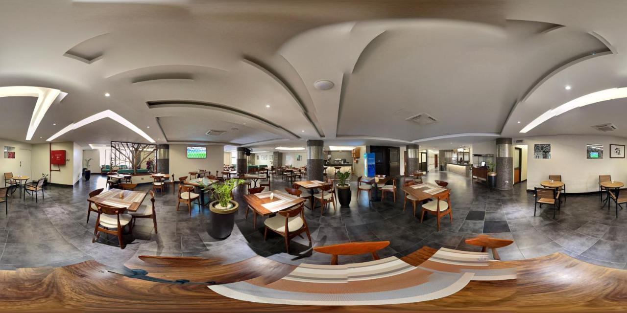 Victoria Mews Hotel 3*