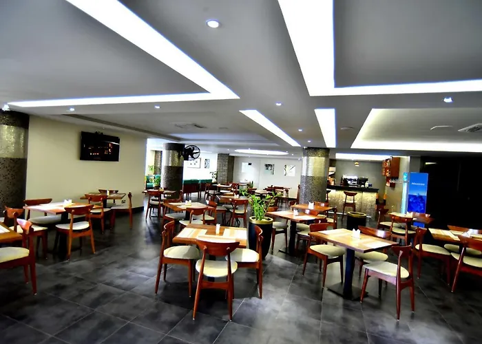 Victoria Mews Hotel